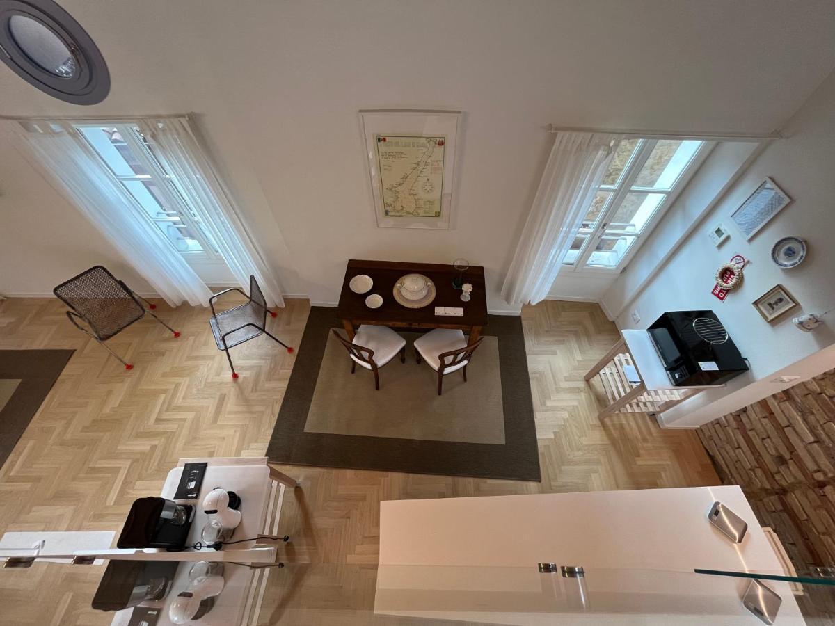 La Piccola Casa Al Lago - Intera Casa Con 3 Camere E 2 Box سالو المظهر الخارجي الصورة