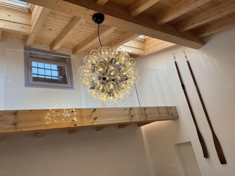 La Piccola Casa Al Lago - Intera Casa Con 3 Camere E 2 Box سالو المظهر الخارجي الصورة